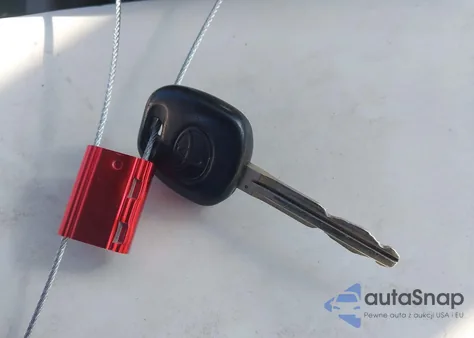 2005 Toyota Corolla Le z USA, uszkodzony, nr VIN 1NXBR30E85Z369227